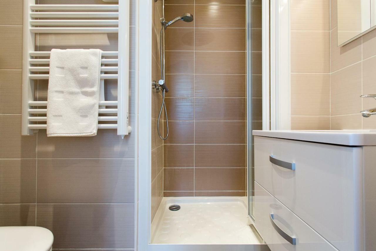 Teisseire Accomodations Cannes Bagian luar foto
