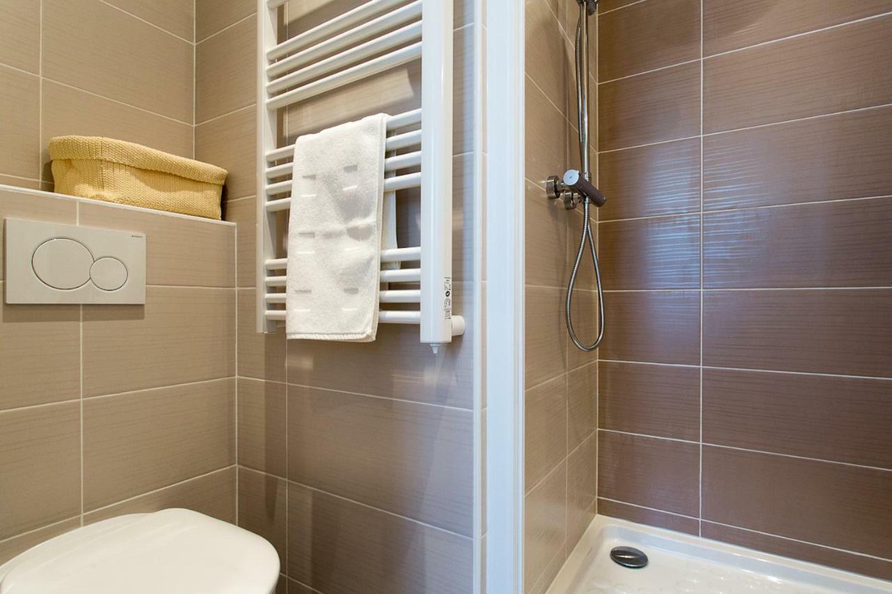 Teisseire Accomodations Cannes Bagian luar foto